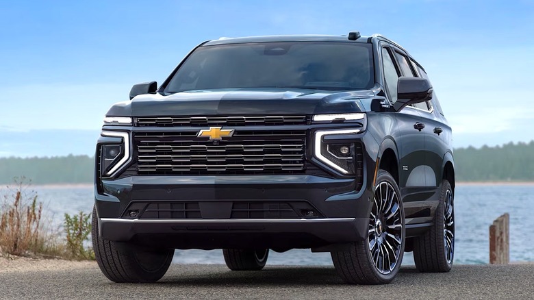 Chevy Tahoe praked by a lake