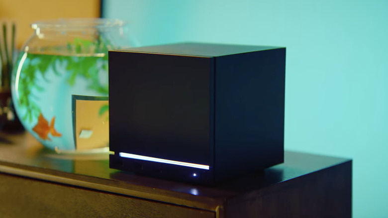 Front view of Steam Machine