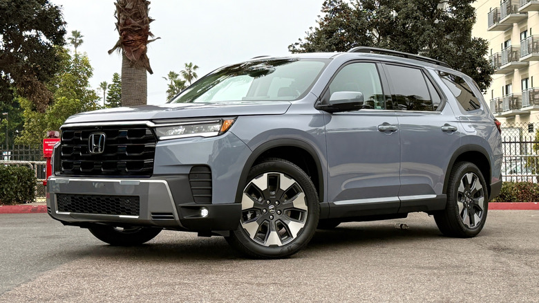 2026 Honda Pilot Elite Front 3/4