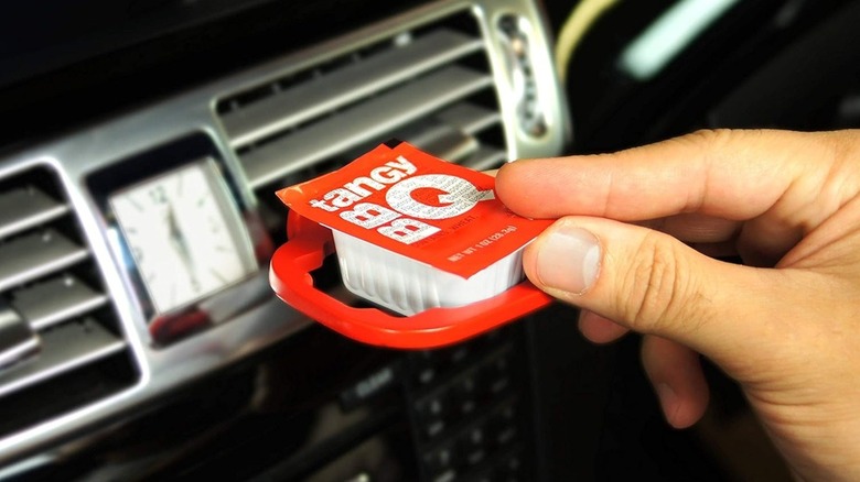 Clip on sauce cup