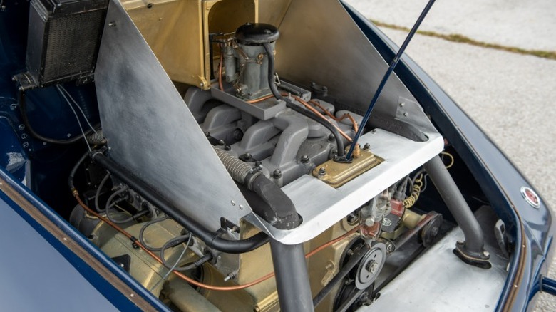Tatra V8 engine in Tatra T77 engine bay